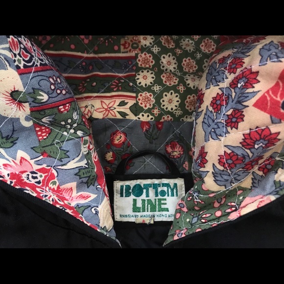 Vintage Quilted Pattern Jacket with Hood + Belt - Picture 5 of 8